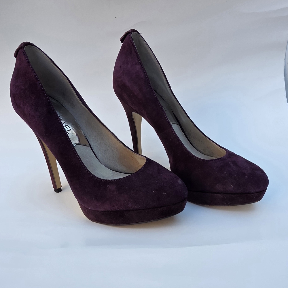 Michael Kors Plum Suede Platform Stiletto Pumps - Picture 3 of 5